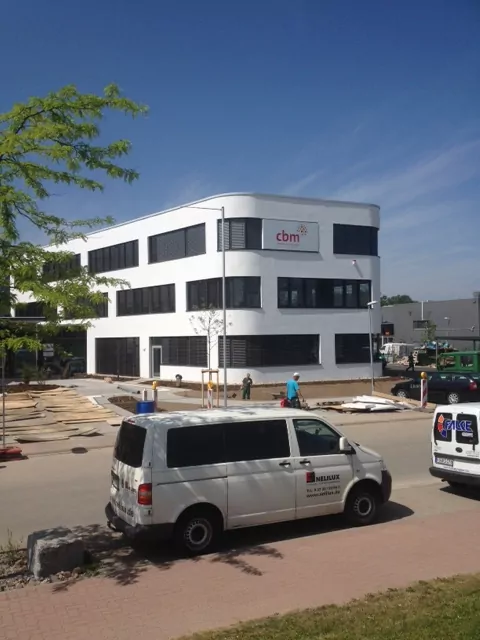 Außenansicht des Gebäudes von CMB in Bensheim