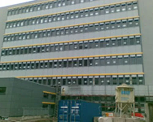Außenansicht des Laborgebäudes der Universität in Essen