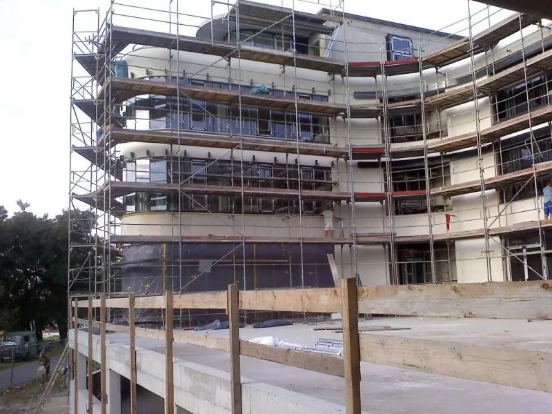 Wissenschaftshafen in einem Gerüst in Magdeburg